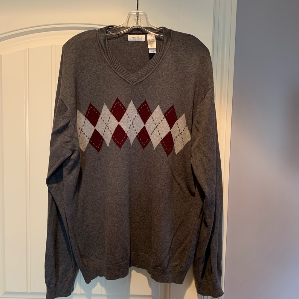 Gray sweater